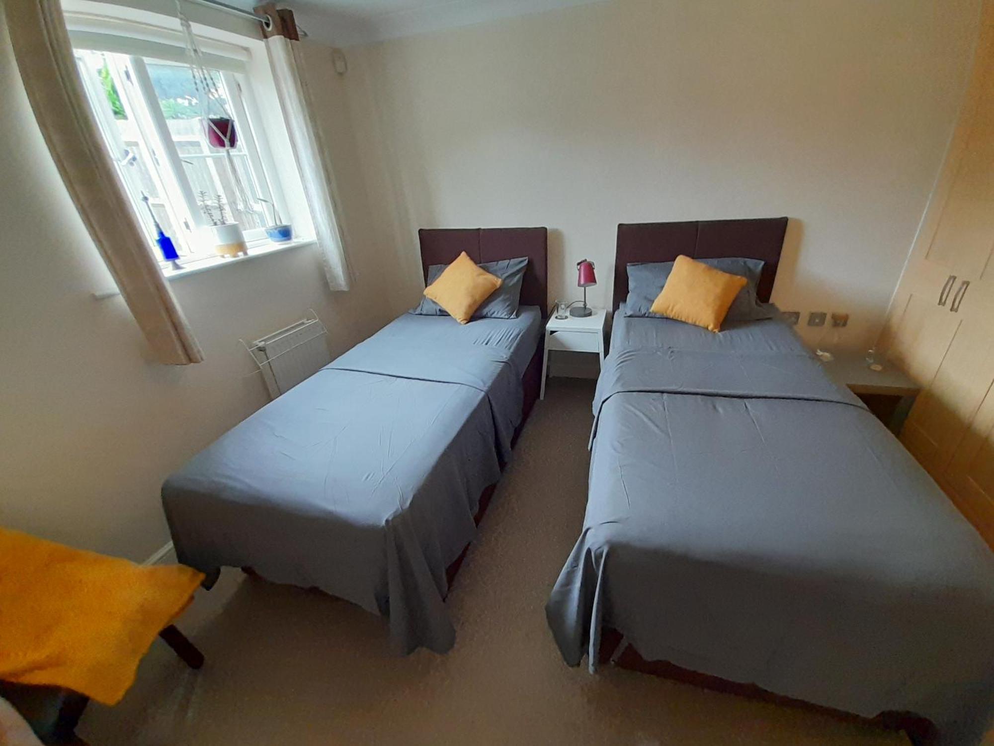 Private Rooms In A Shared House In Oxford - Host Lives In The Property Ruang foto